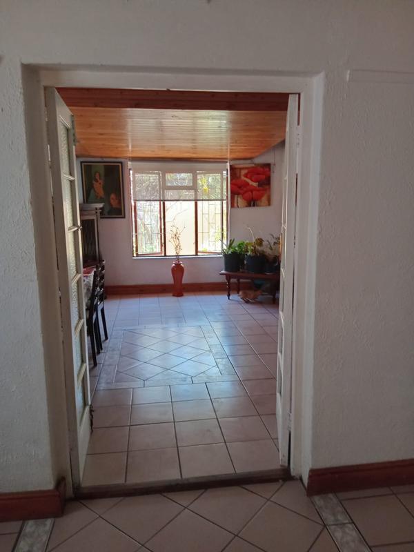3 Bedroom Property for Sale in Kenwyn Western Cape